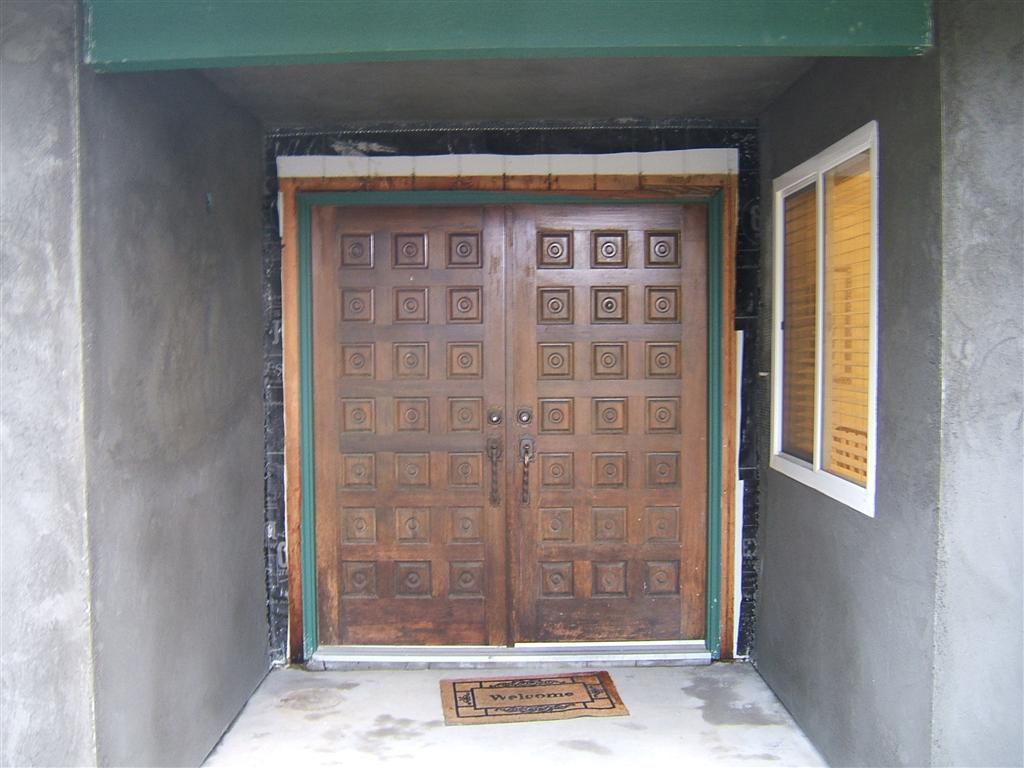 Front_Door-03.jpg