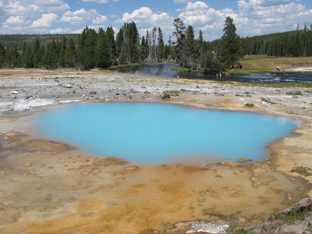 Yellowstone022.jpg